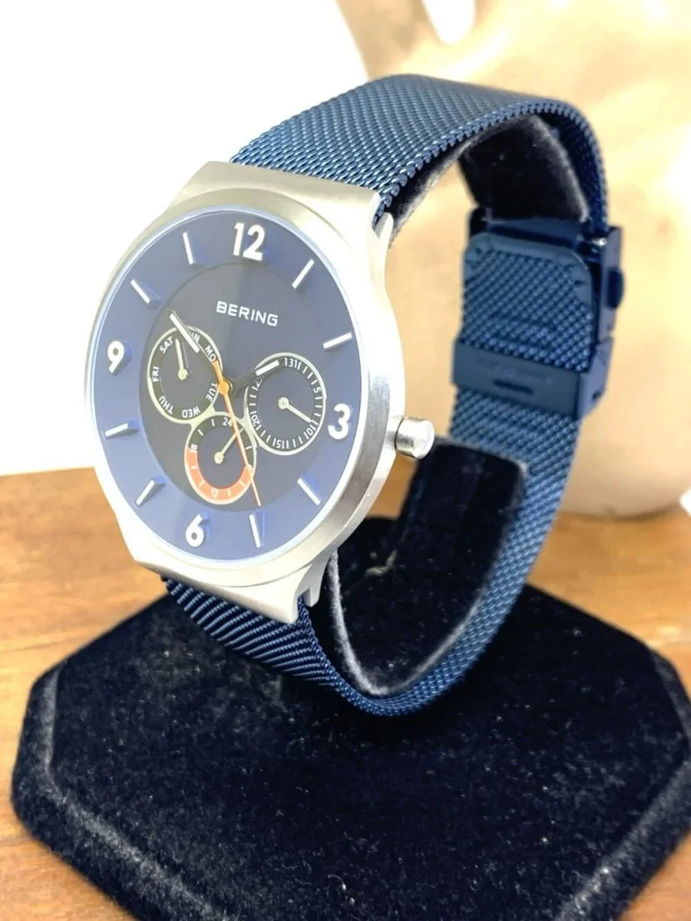 Bering Men's Watch 33441-307 Quartz Blue Dial Day Date Stainless Steel 41mm
